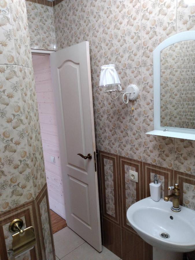 Апартаменти В Самому Центрі Почаева Zewnętrze zdjęcie